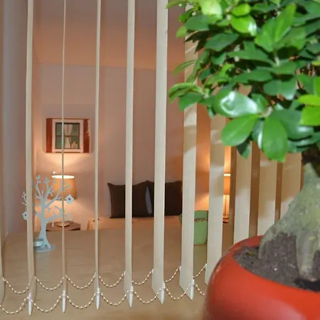 Like Iv - Mezzanine *