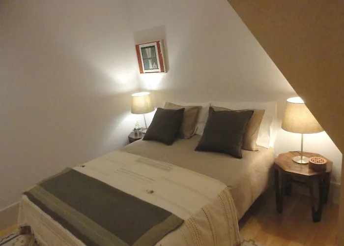 Like Iv - Mezzanine *