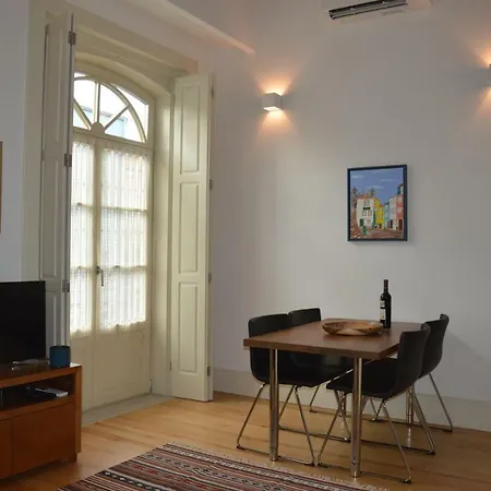 Like Iv - Mezzanine * Πόρτο